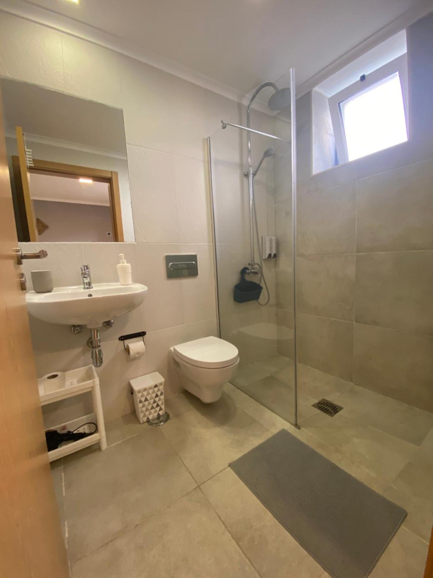 Like A Local Guest House Ericeira Ngoại thất bức ảnh