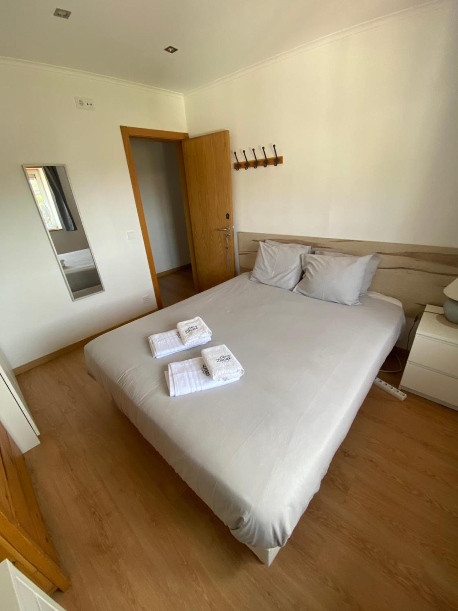 Like A Local Guest House Ericeira Ngoại thất bức ảnh