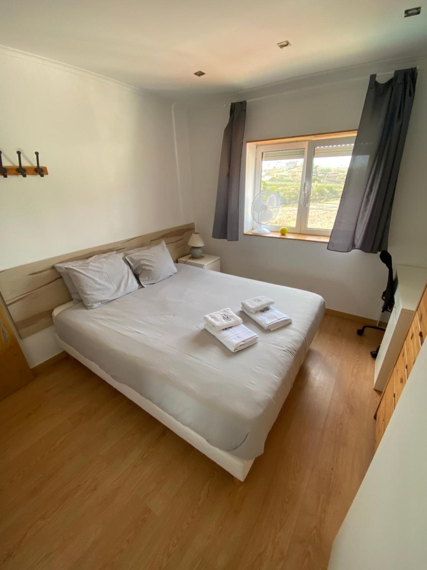 Like A Local Guest House Ericeira Ngoại thất bức ảnh